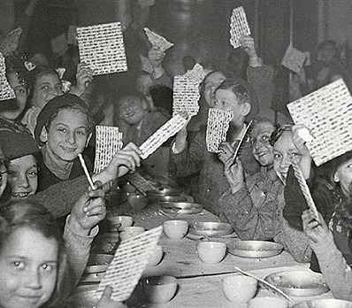 Children and the Afikoman