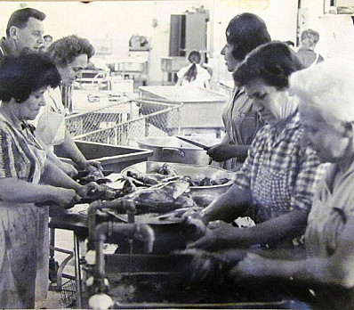 Preparing fishes for Passover, Settlements in Israel