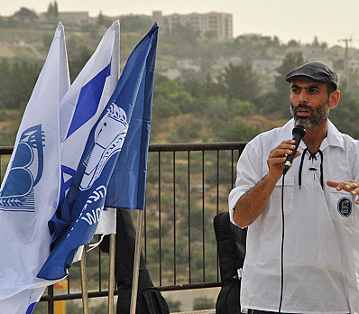 Pesach – Zman Cherutenu- The Time of Our Freedom - Nati Recht 